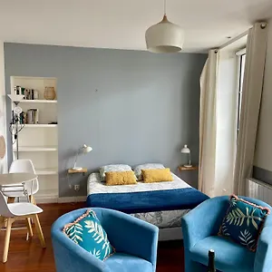Le Balcon De La Place Appartement